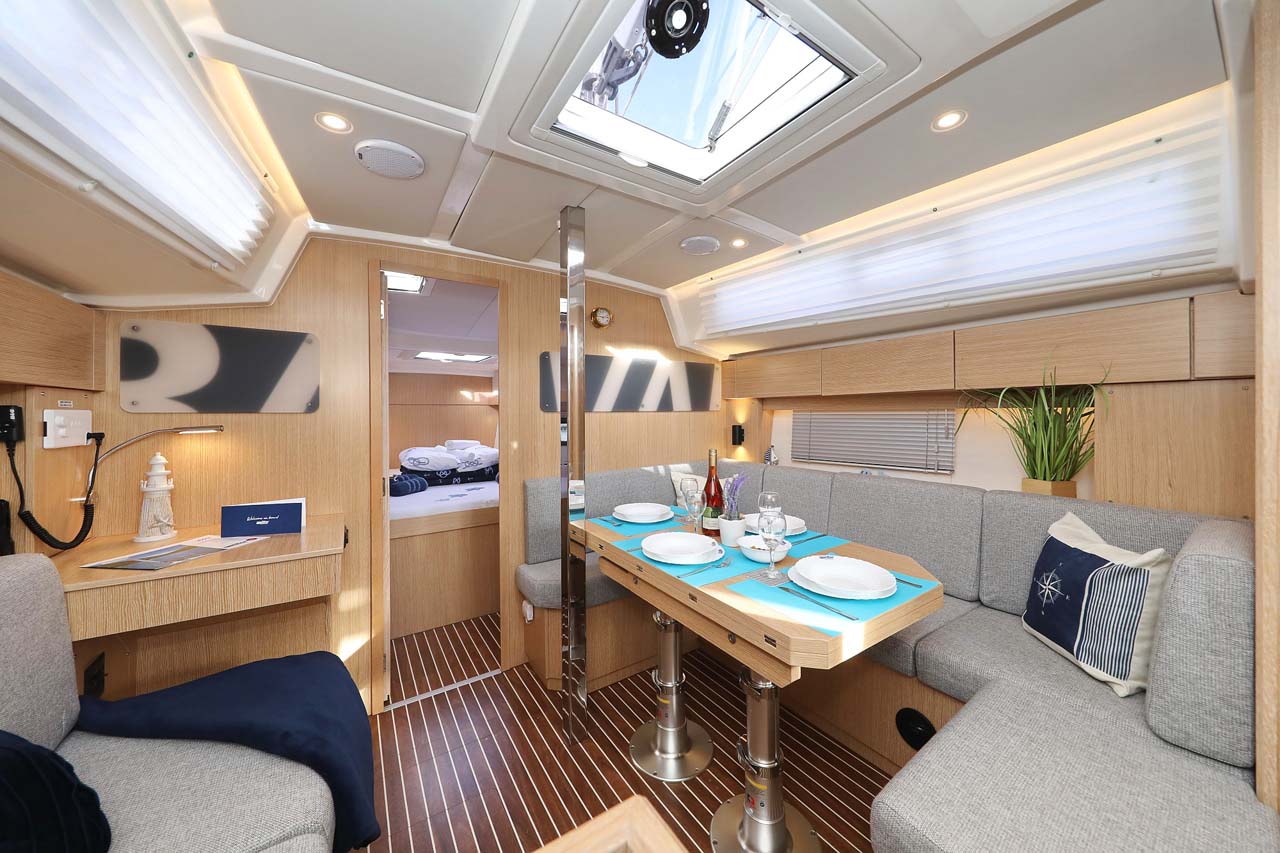 Bavaria C38 Style — photo 24