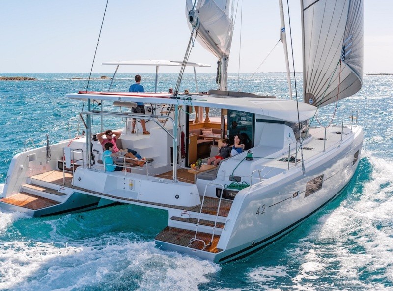 Lagoon 42 - 4 + 2 cab. — photo 4