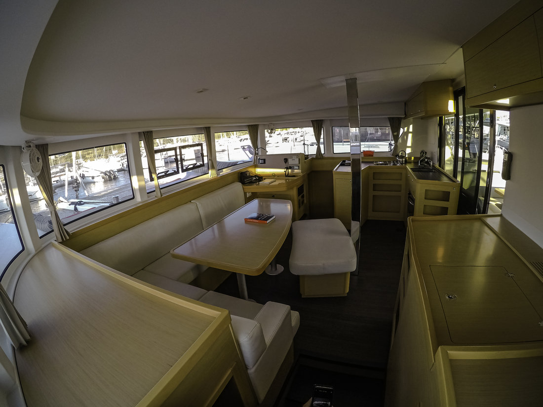 Lagoon 42 - 4 + 2 cab. — photo 10