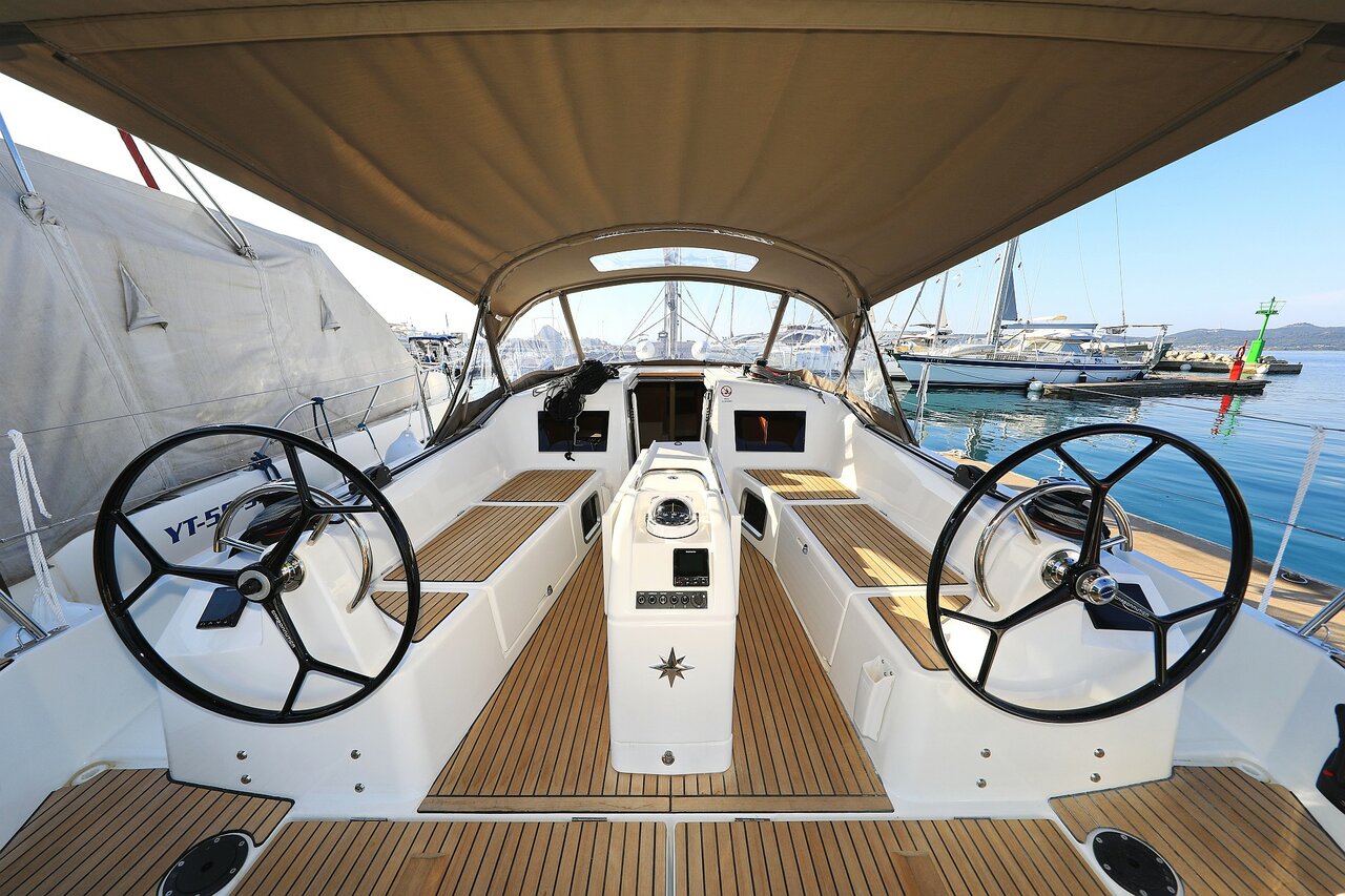 Sun Odyssey 410 - 3 cab. — photo 3