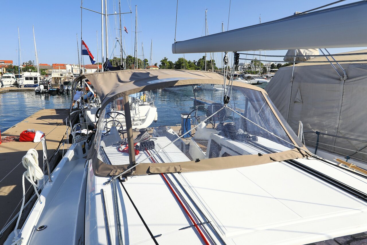 Sun Odyssey 410 - 3 cab. — photo 8