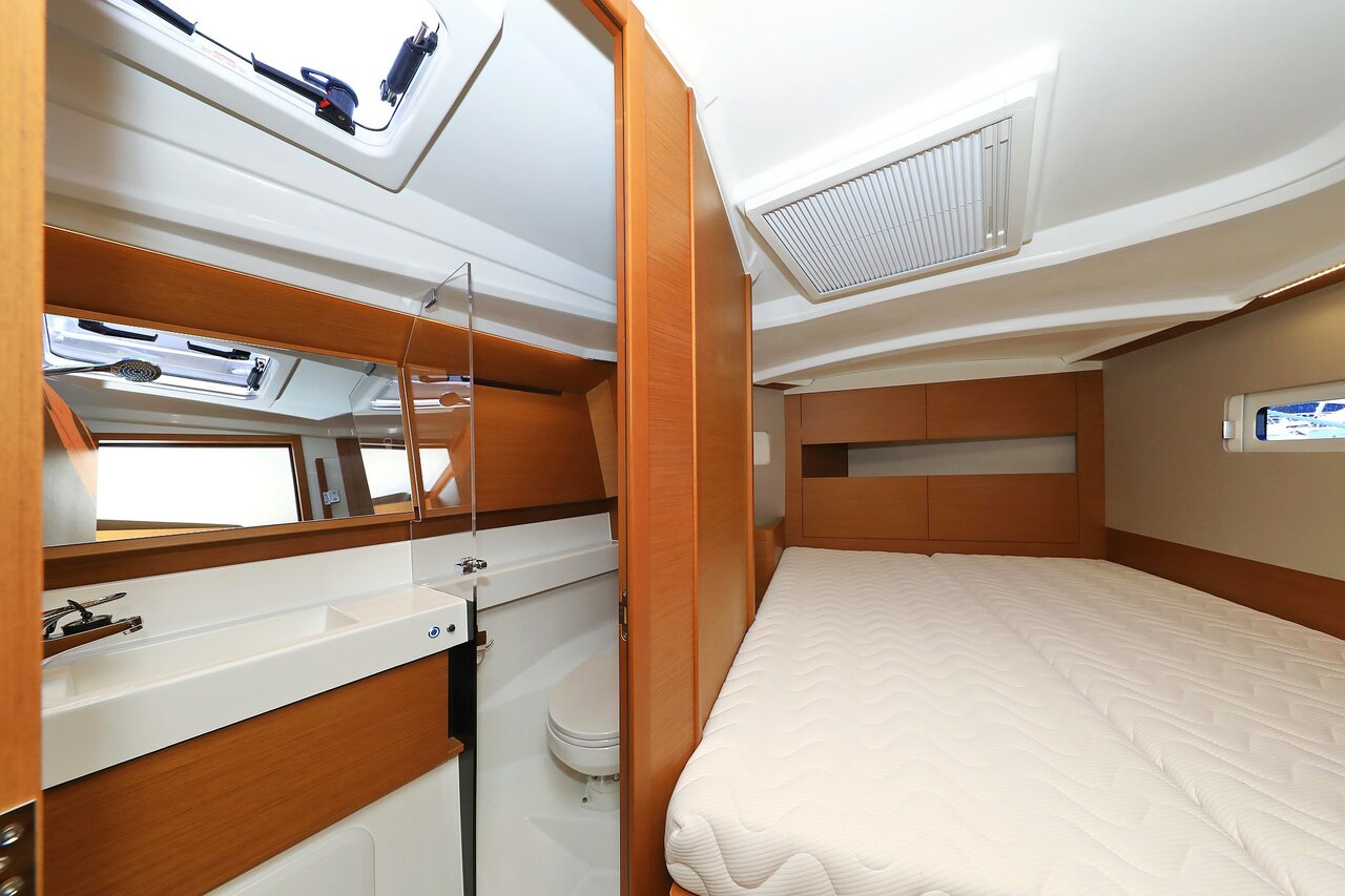 Sun Odyssey 410 - 3 cab. — photo 15