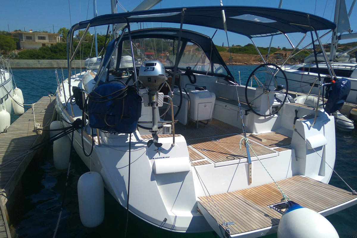 Sun Odyssey 519 - 4 + 1 cab. — photo 1