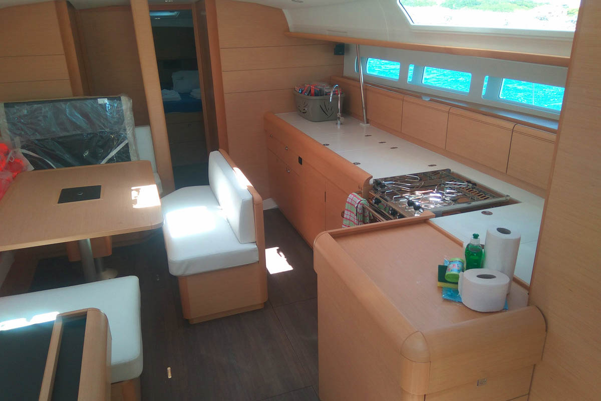 Sun Odyssey 519 - 4 + 1 cab. — photo 10