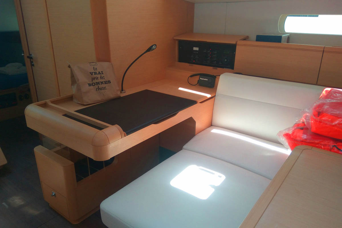 Sun Odyssey 519 - 4 + 1 cab. — photo 11