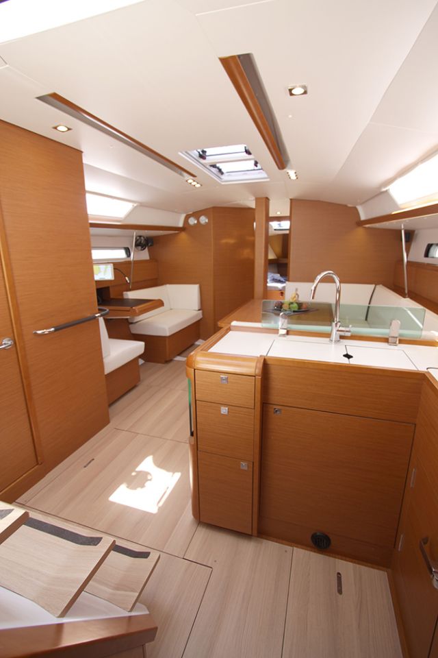 Sun Odyssey 449 — photo 12