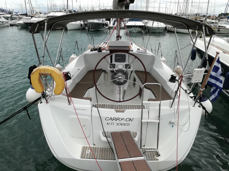 Sun Odyssey 33i - 2 cab. — photo 3