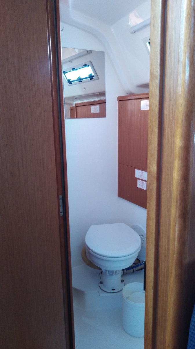 Bavaria Cruiser 51 — photo 17