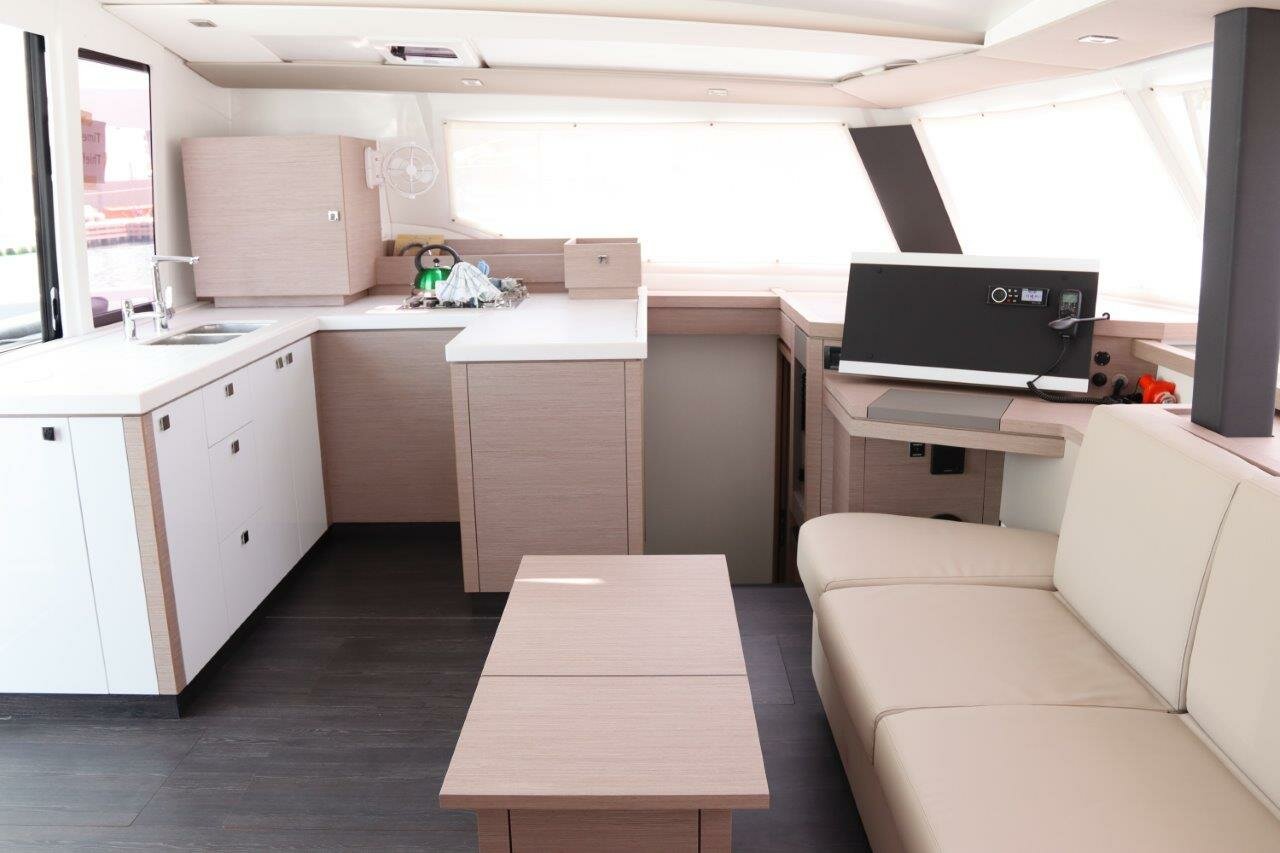 Fountaine Pajot Astrea 42 - 4 + 1 cab. — photo 13