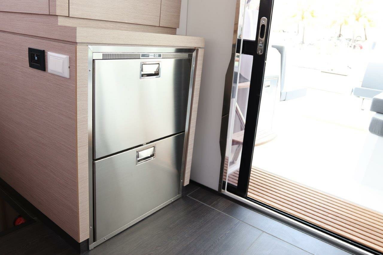 Fountaine Pajot Astrea 42 - 4 + 1 cab. — photo 16