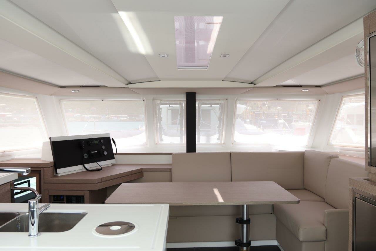 Fountaine Pajot Lucia 40 - 4 cab. — photo 20