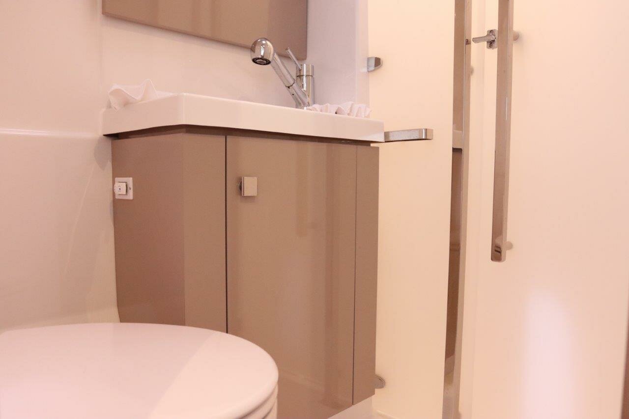 Fountaine Pajot Astrea 42 - 4 + 1 cab. — photo 24