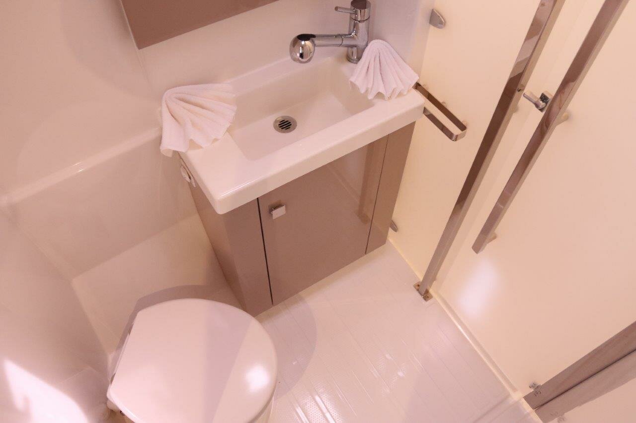 Fountaine Pajot Astrea 42 - 4 + 1 cab. — photo 25