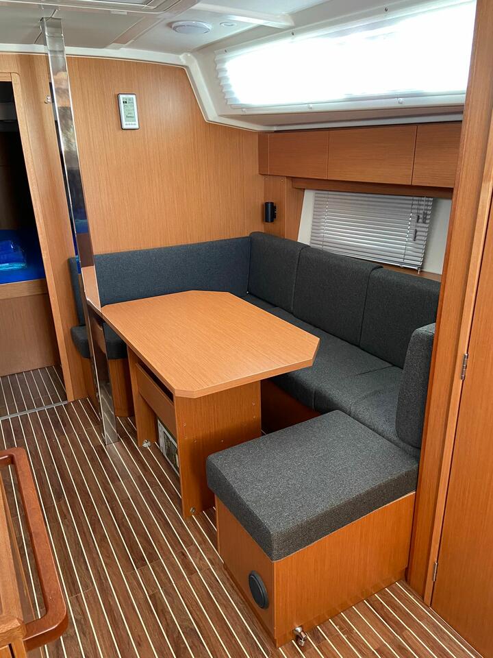 Bavaria C38 — photo 5