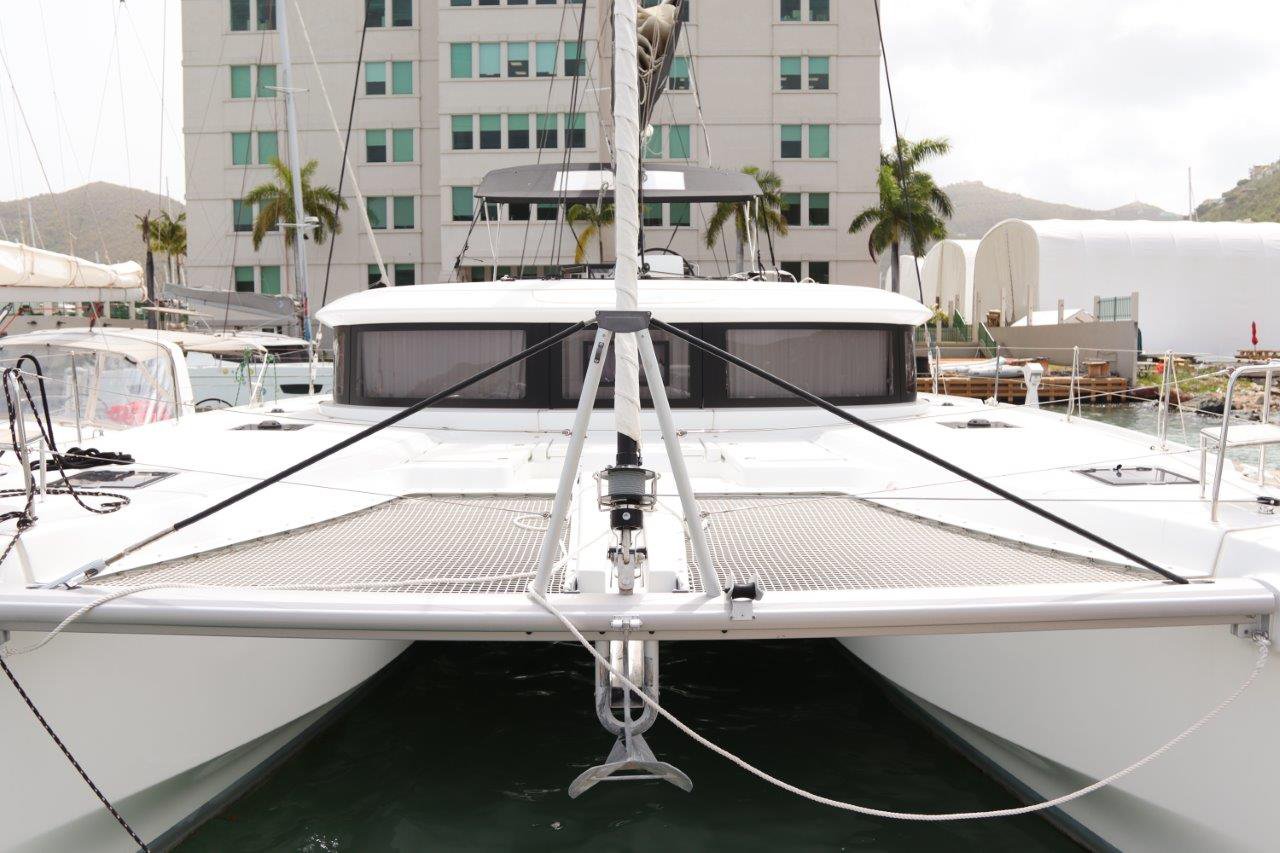 Lagoon 46 - 4 + 2 cab. — photo 8