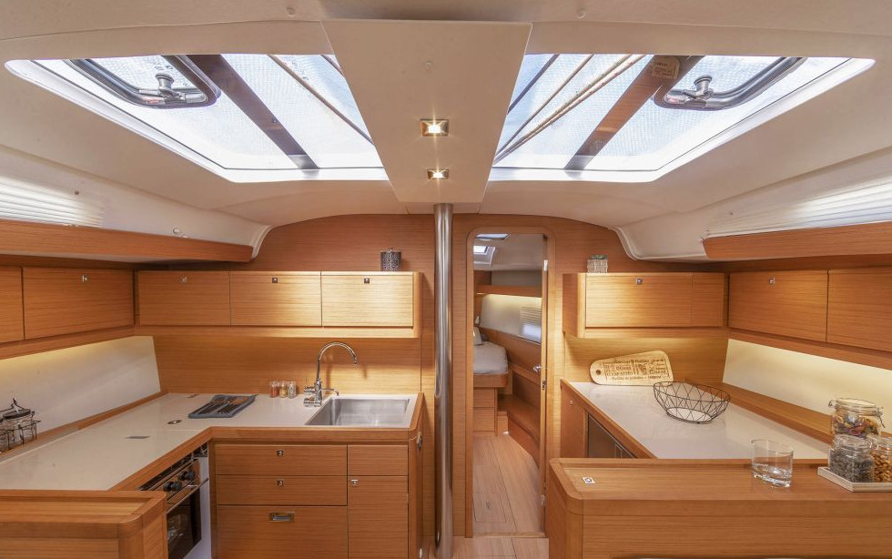 Dufour 430 GL — photo 12