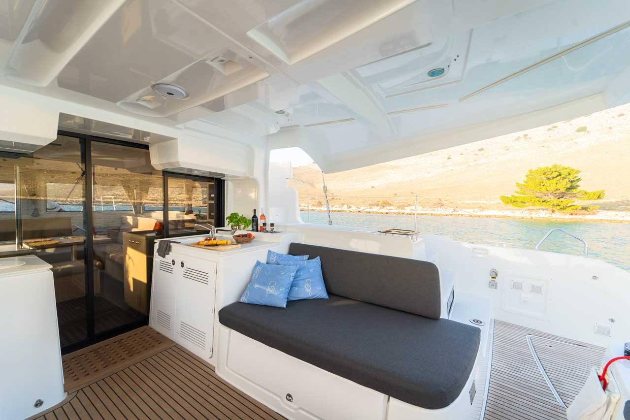 Lagoon 46 - 4 + 2 cab. — photo 9