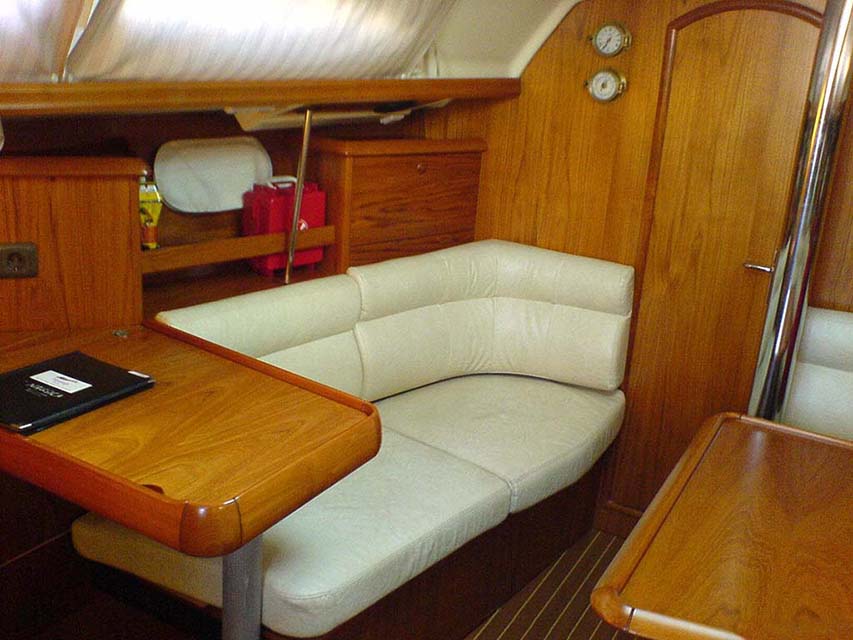 Sun Odyssey 37 — photo 15