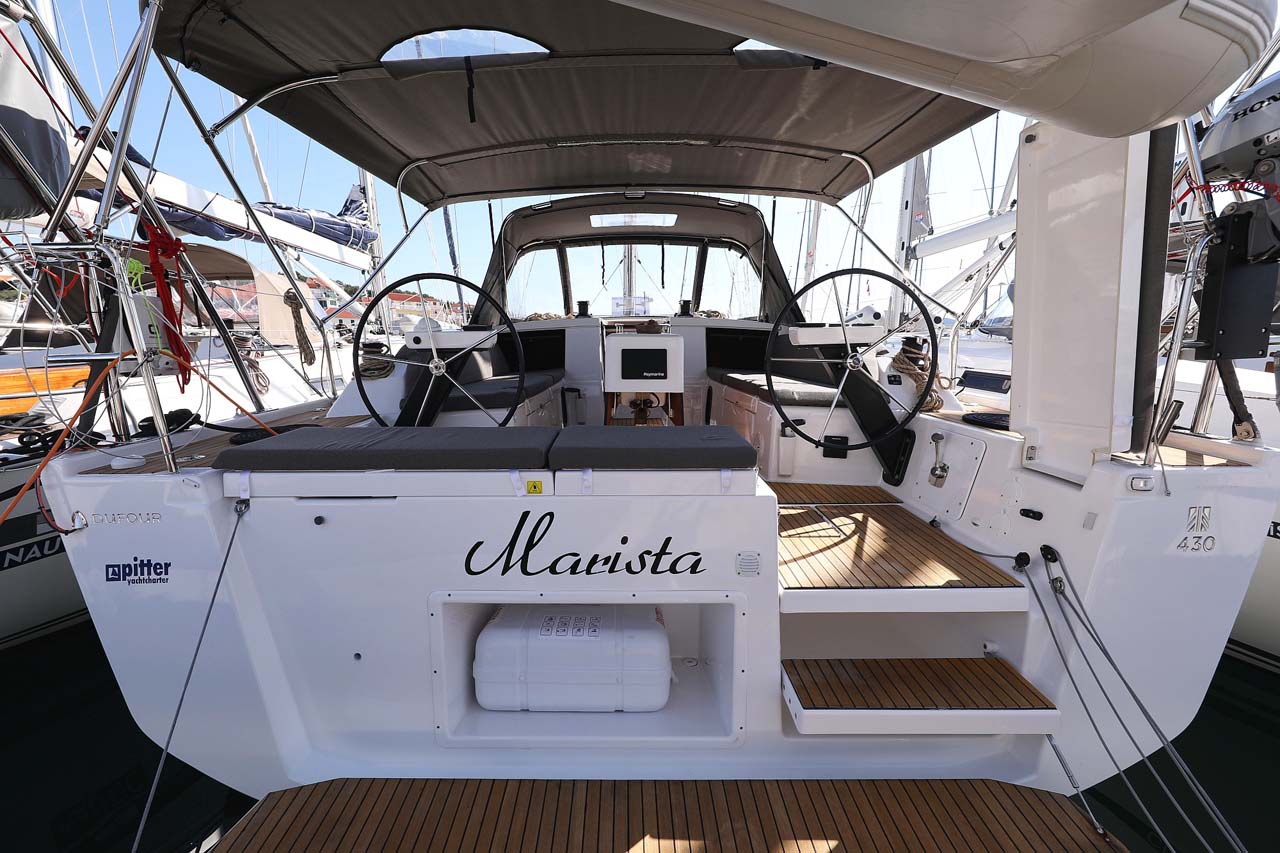 Dufour 430 — photo 3