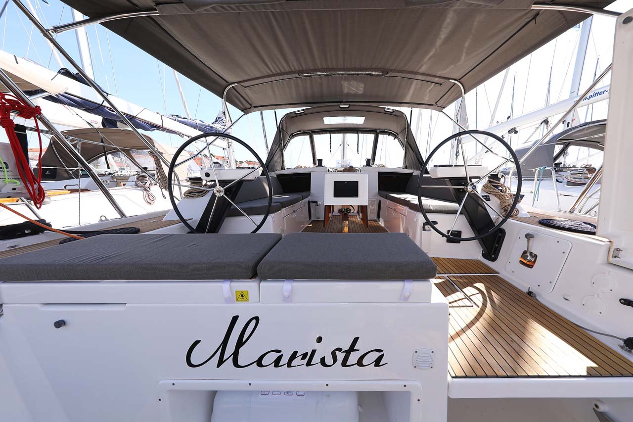 Dufour 430 — photo 8
