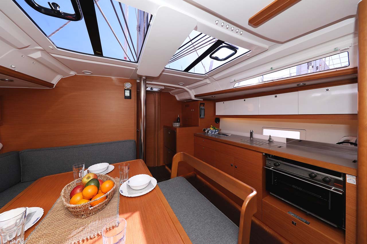 Dufour 430 — photo 12