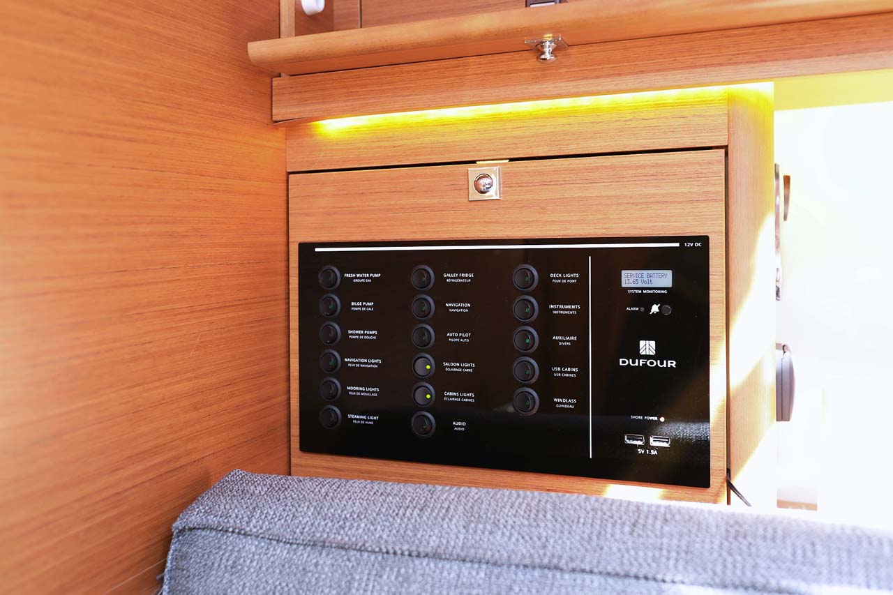 Dufour 430 — photo 16