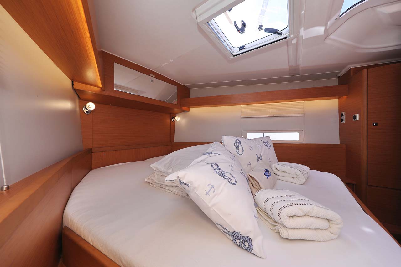 Dufour 430 — photo 19