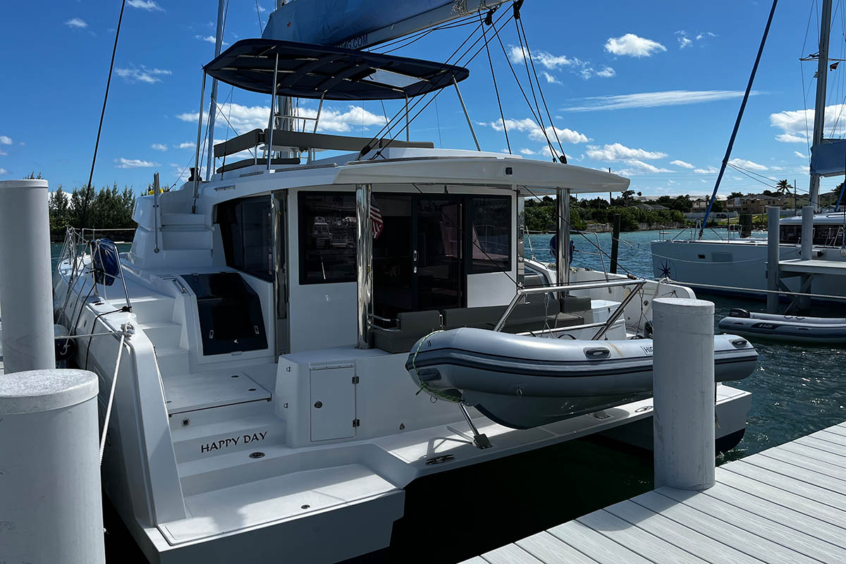 Bali 4.8 - 5 cab. — photo 1