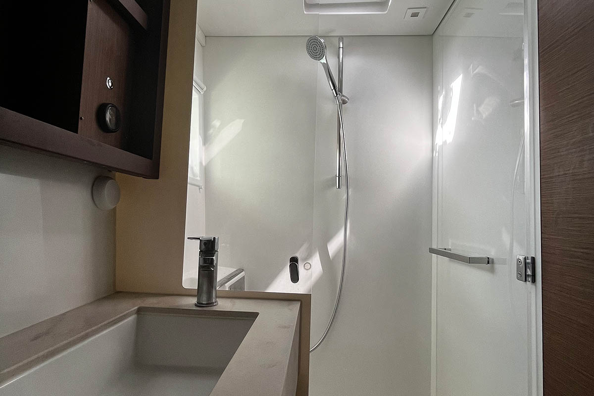Lagoon 46 - 4 + 2 cab. — photo 20