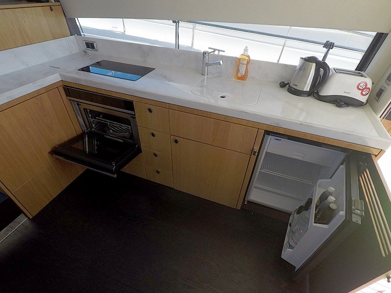 Fairline Squadron 50 — photo 15
