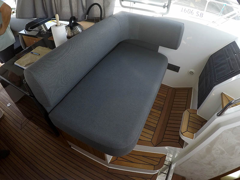 Marex 360 Cabriolet Cruiser — photo 20