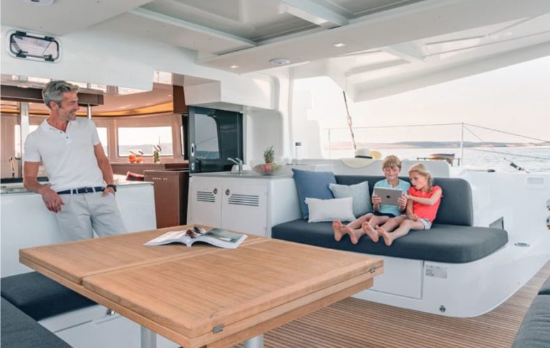 Lagoon 46 - 4 + 2 cab. — photo 8
