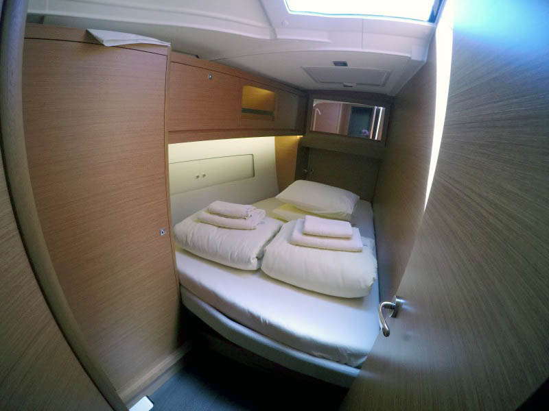 Dufour 470 - 4 cab. — photo 19