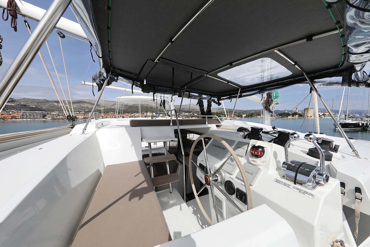 Fountaine Pajot Astrea 42 - 4 + 2 cab. — photo 9