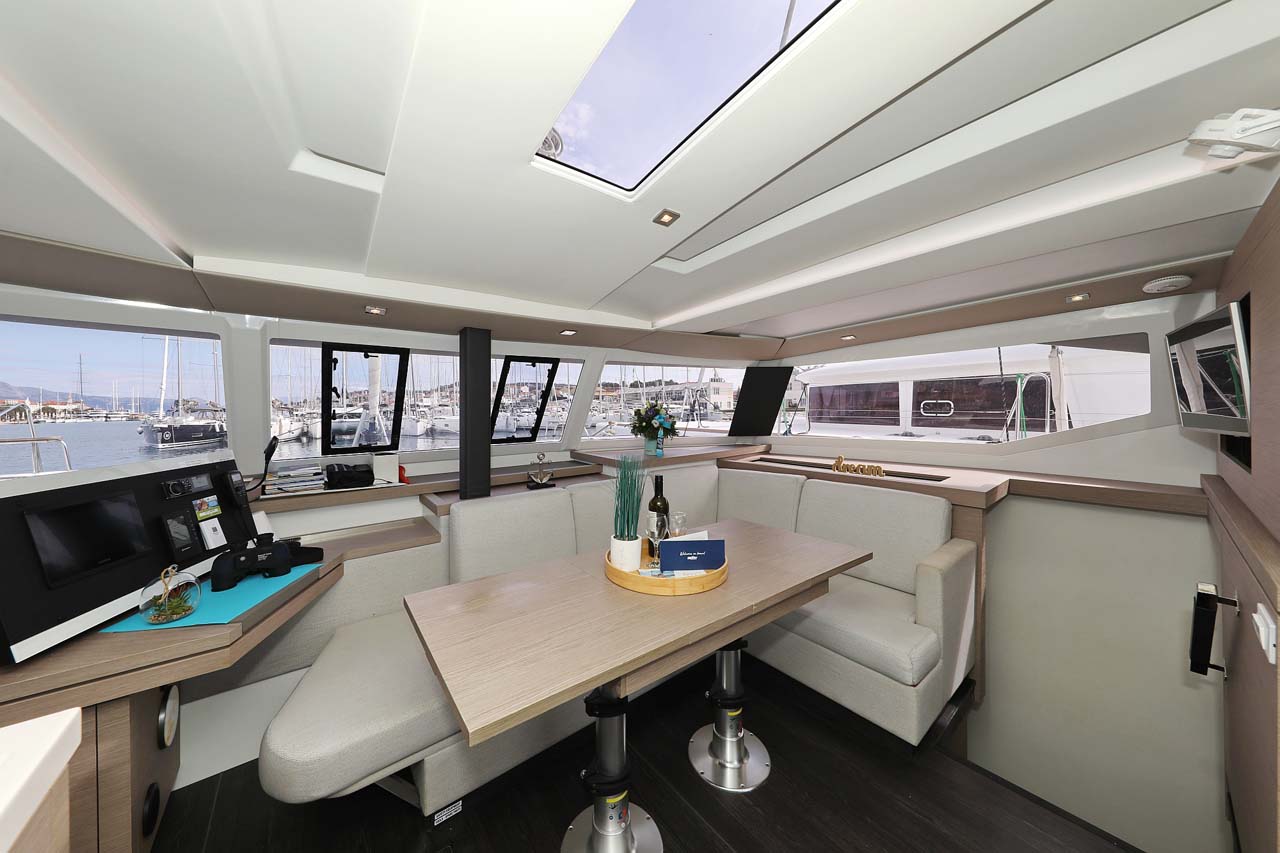 Fountaine Pajot Astrea 42 - 4 + 2 cab. — photo 14