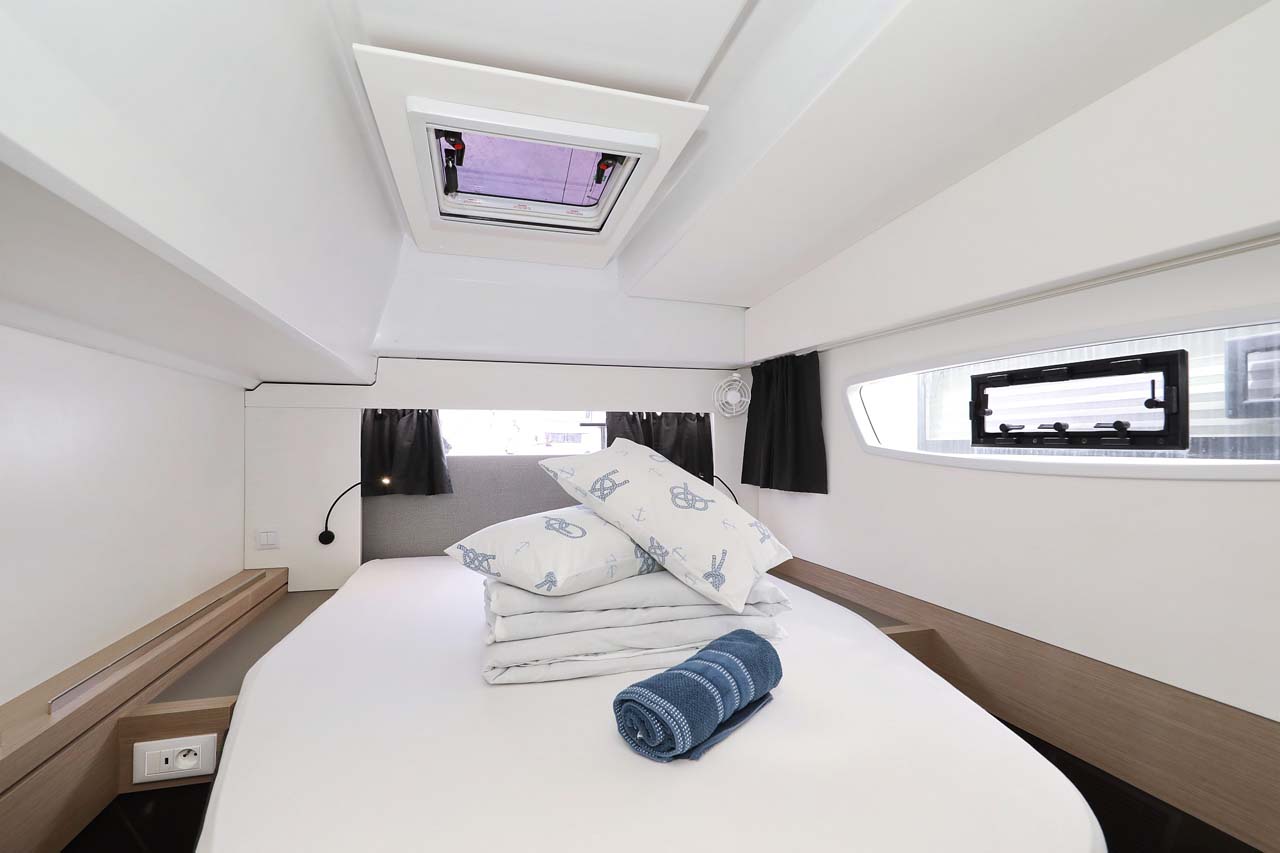 Fountaine Pajot Astrea 42 - 4 + 2 cab. — photo 23