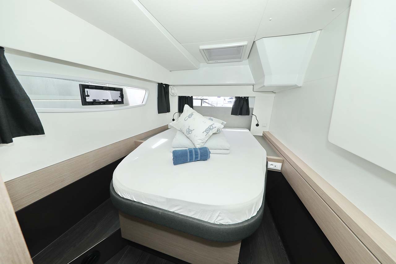 Fountaine Pajot Astrea 42 - 4 + 2 cab. — photo 28