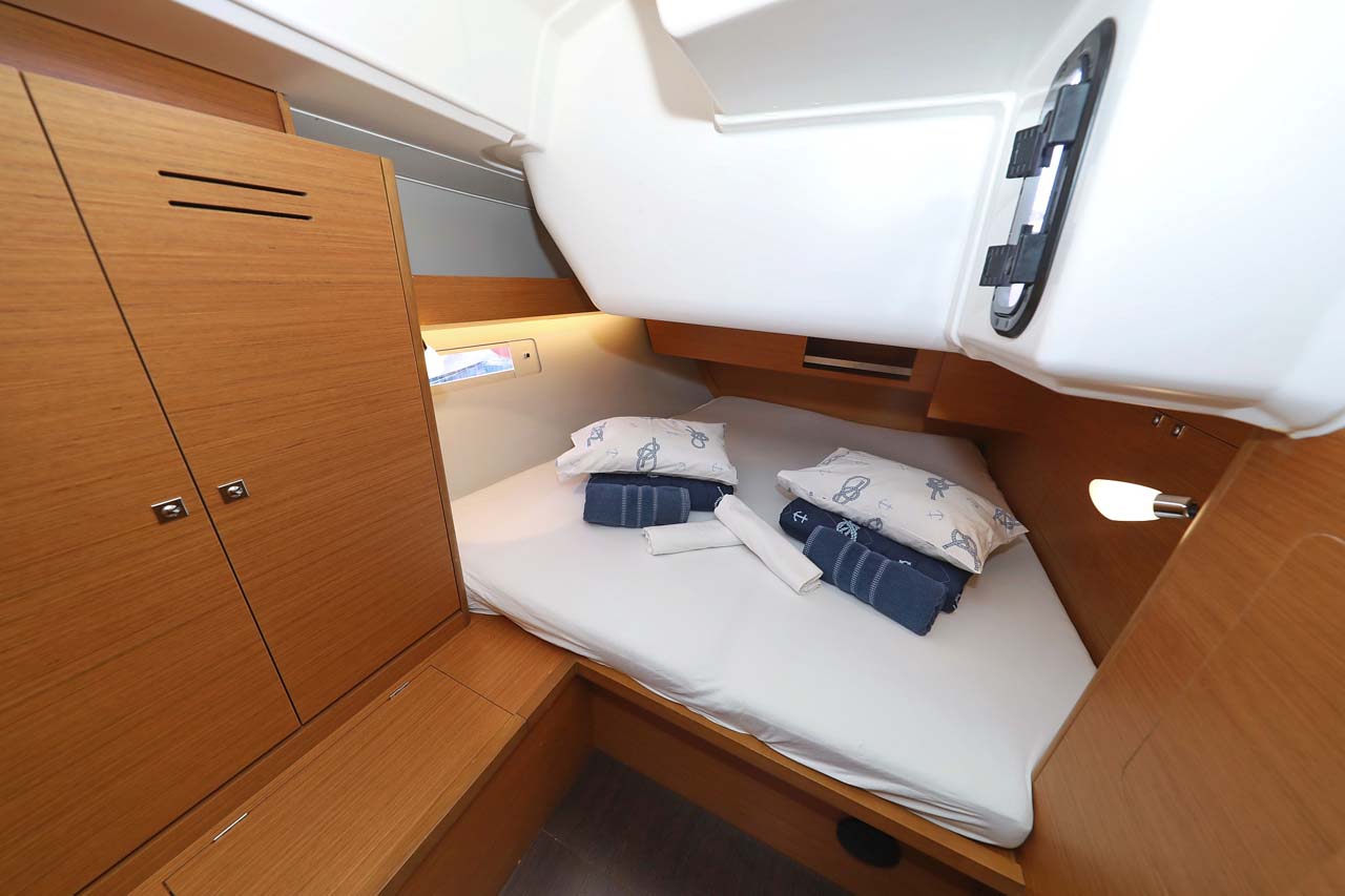 Dufour 430 — photo 22