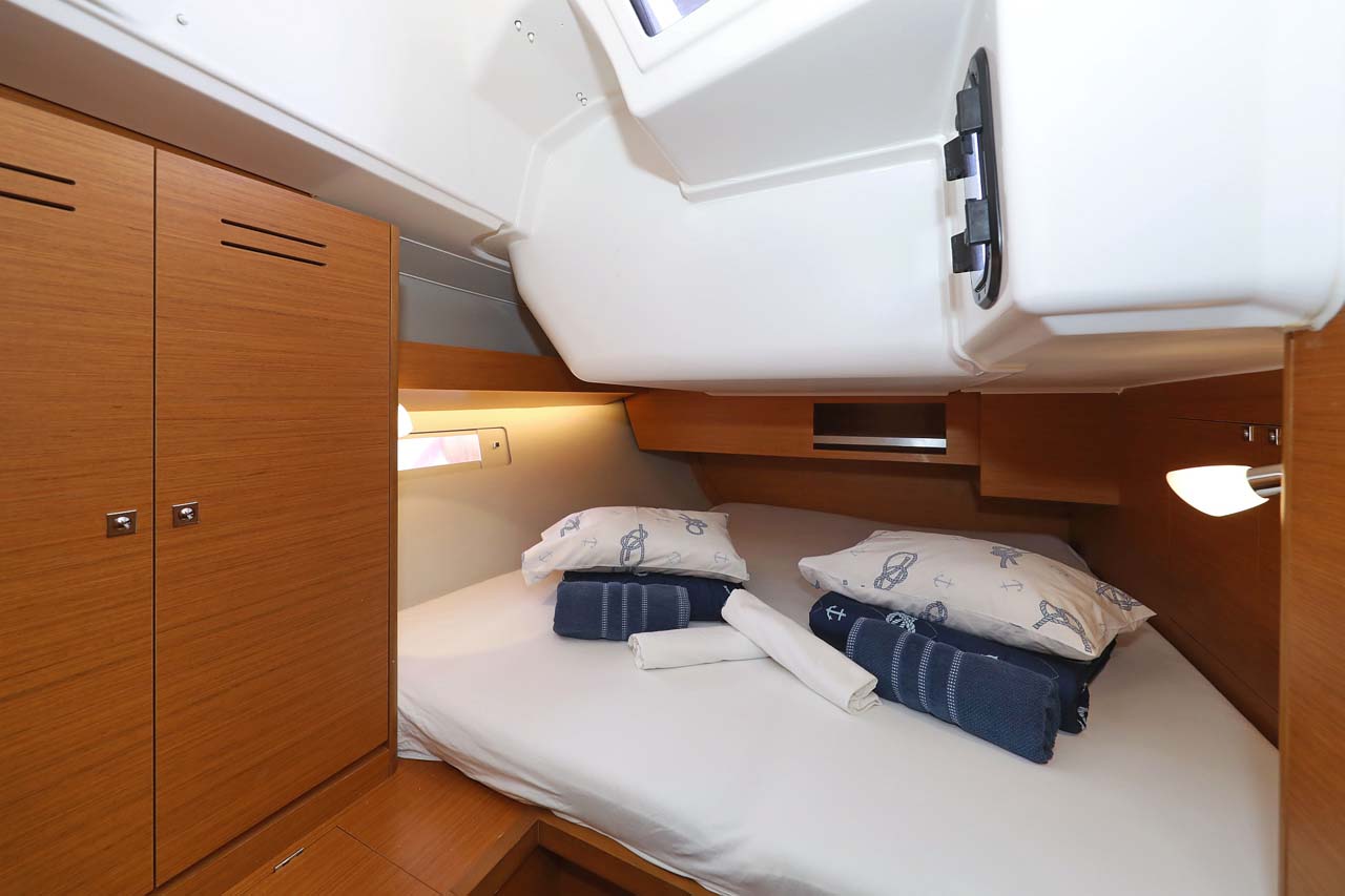 Dufour 430 — photo 23