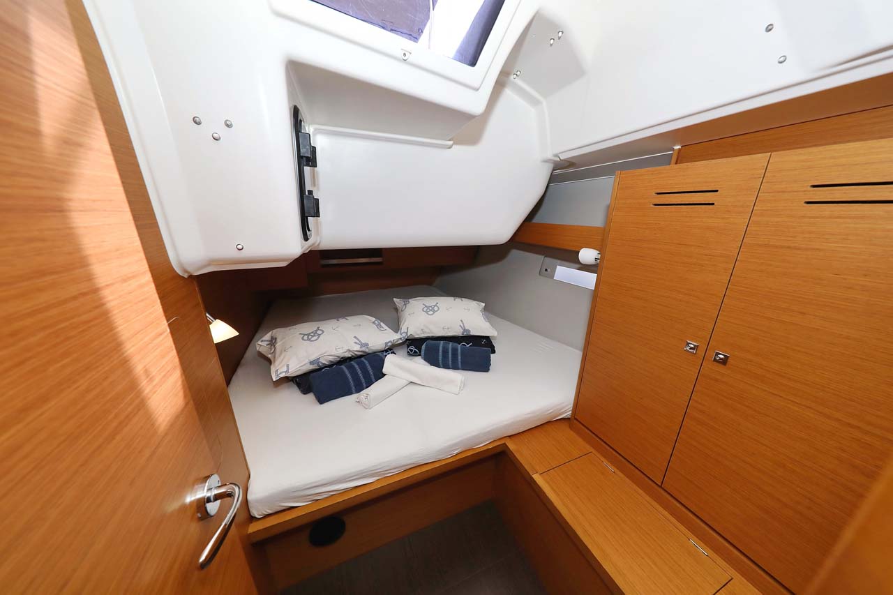 Dufour 430 — photo 24