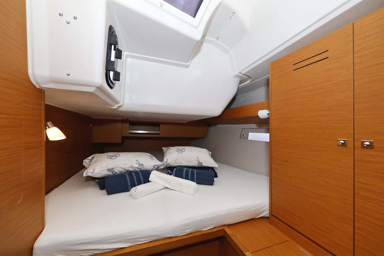 Dufour 430 — photo 25
