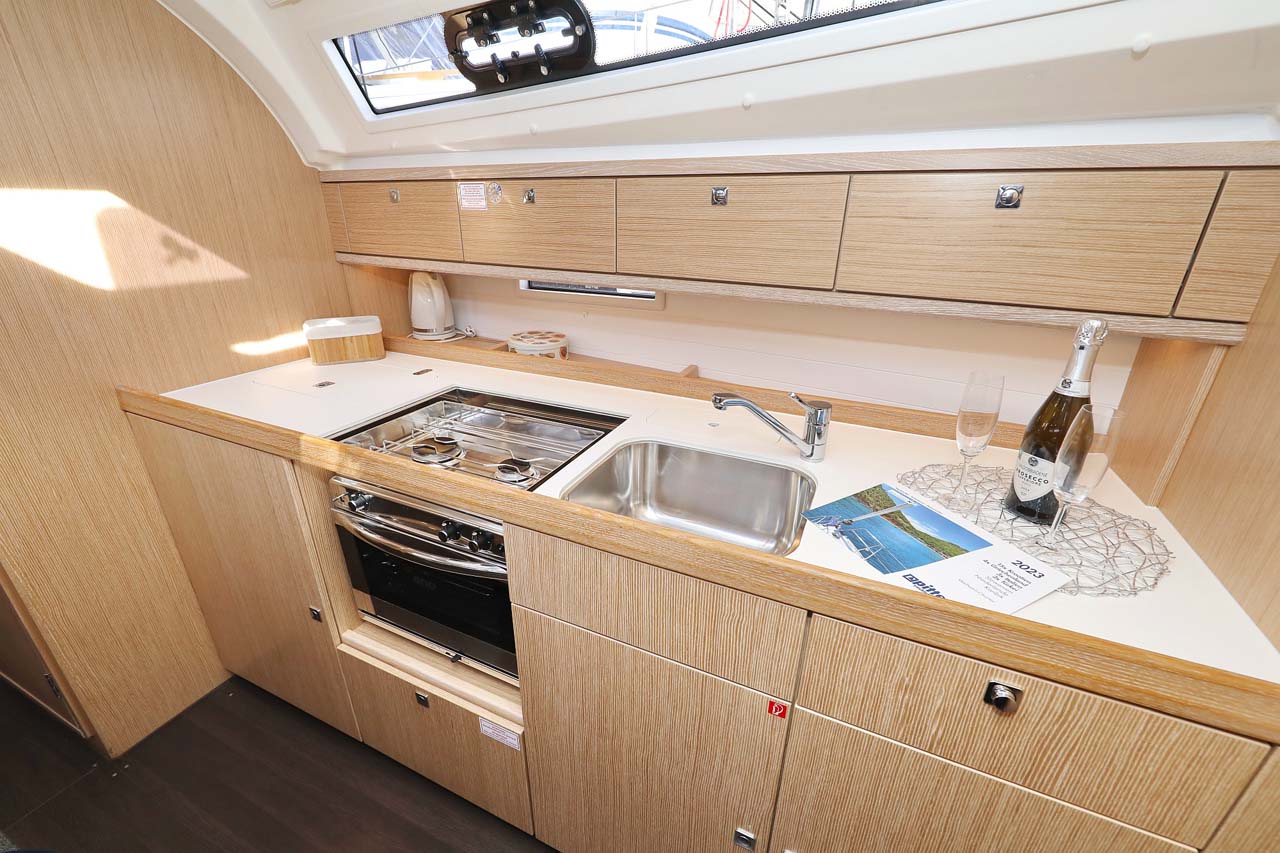 Bavaria Cruiser 41 Style — photo 17