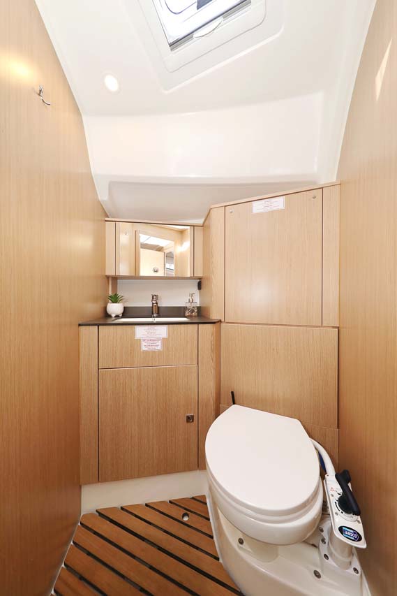 Bavaria Cruiser 41 Style — photo 27