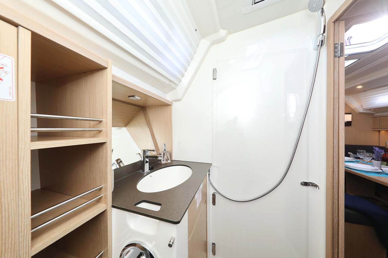 Bavaria Cruiser 41 Style — photo 29