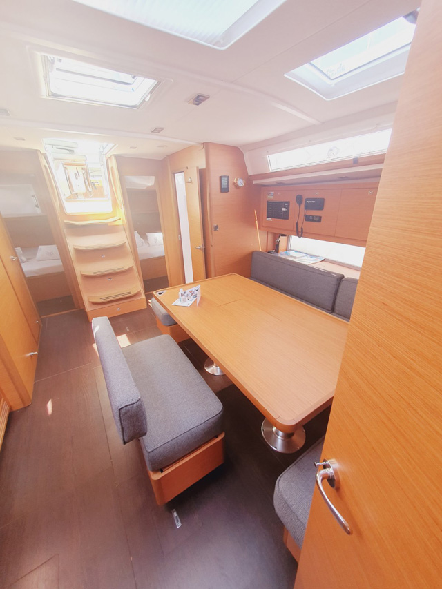 Dufour 470 - 4 cab. — photo 13