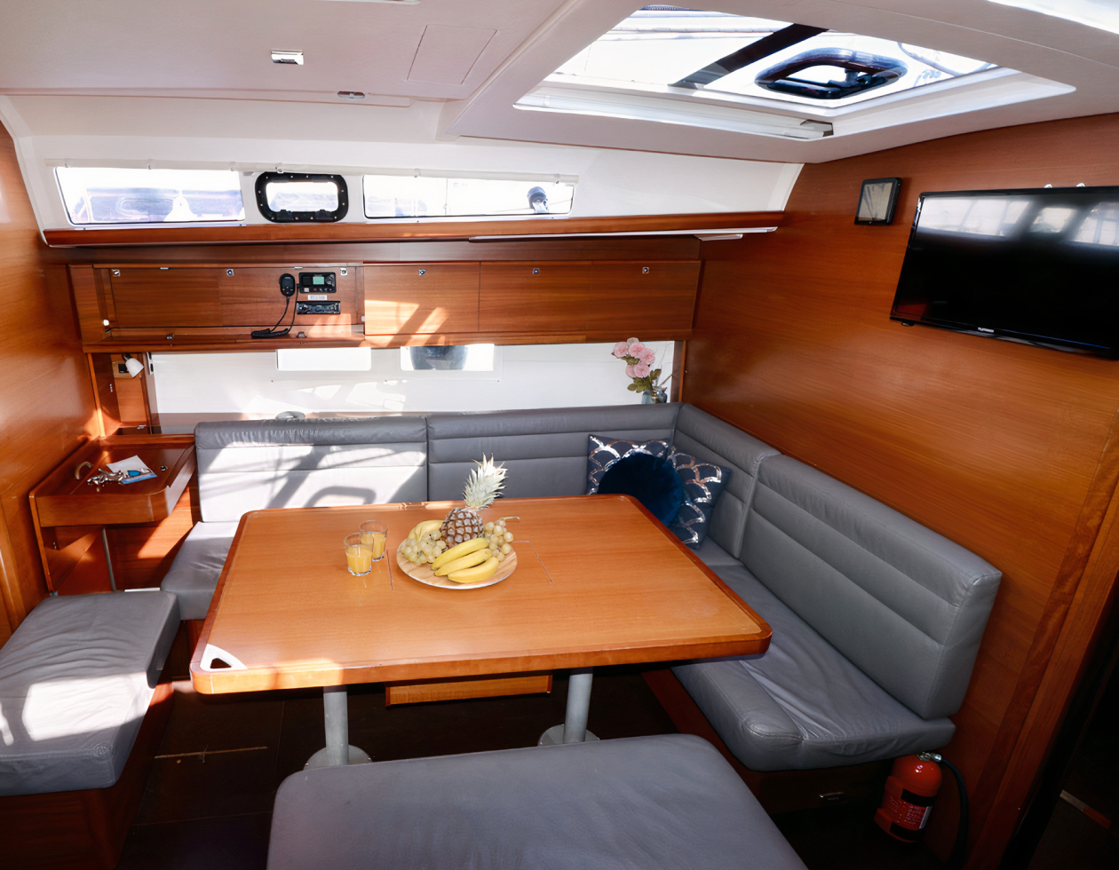 Dufour 460 GL — photo 8