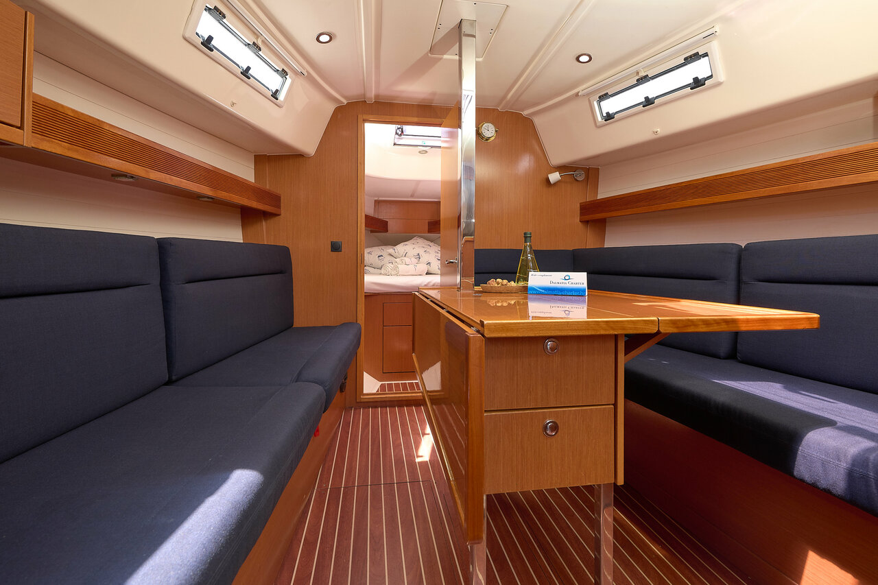 Bavaria Cruiser 37 - 3 cab. — photo 14