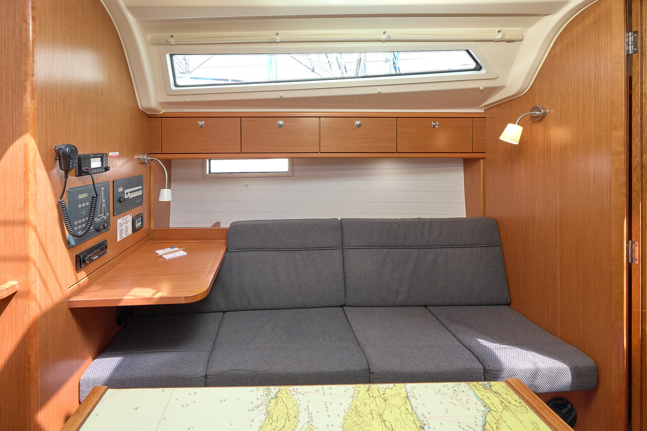 Bavaria Cruiser 37 - 3 cab. — photo 15