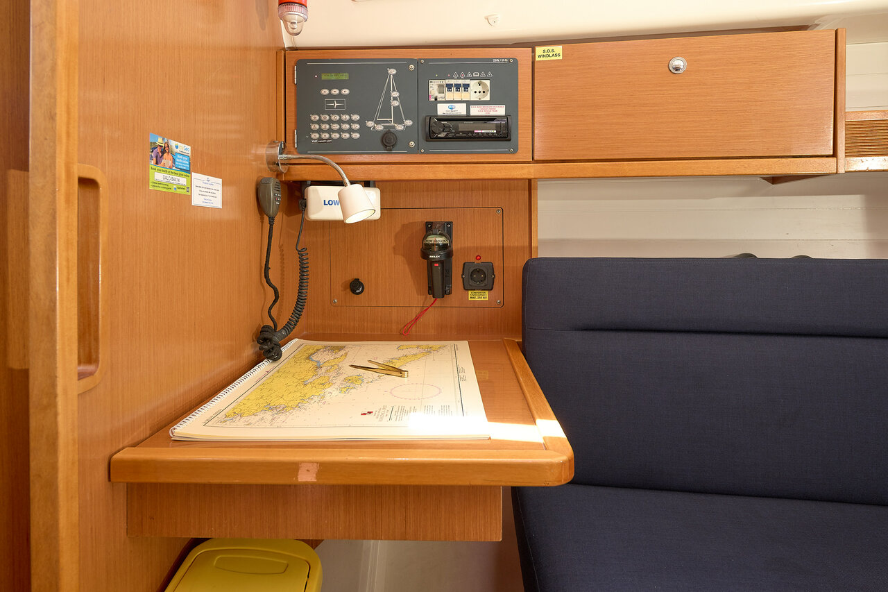 Bavaria Cruiser 37 - 3 cab. — photo 22