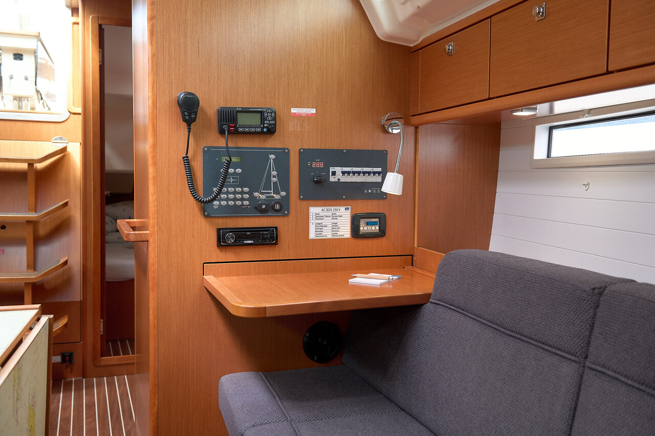 Bavaria Cruiser 37 - 3 cab. — photo 24